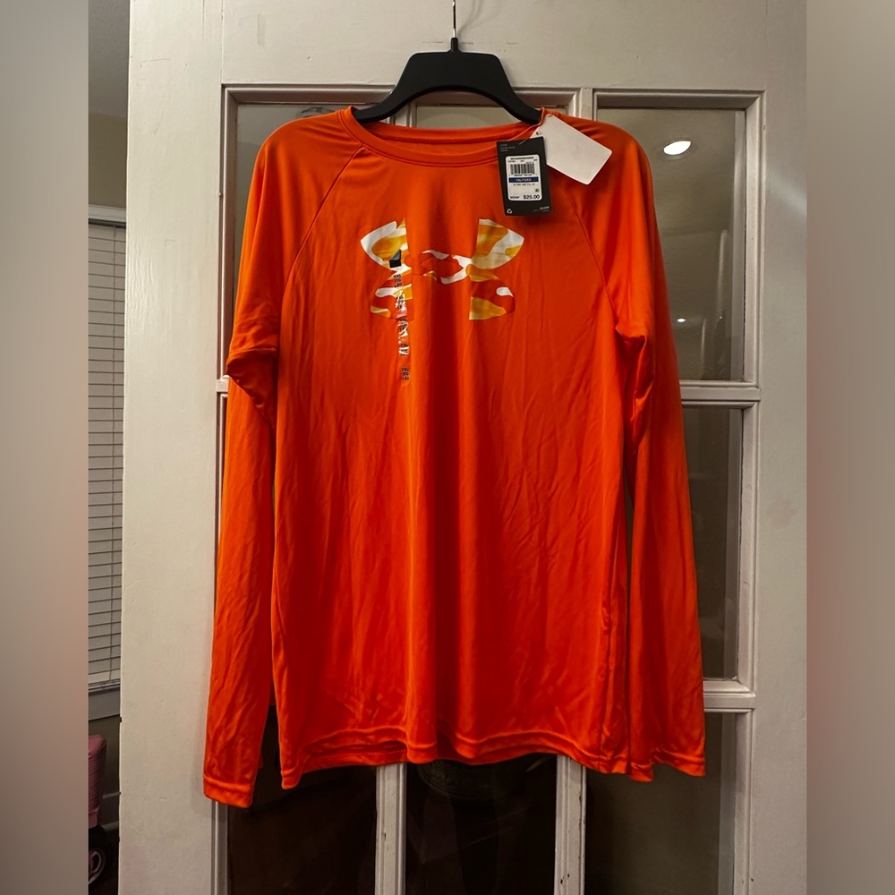 NWT Under Armour Youth Size XL Orange Long Sleeve